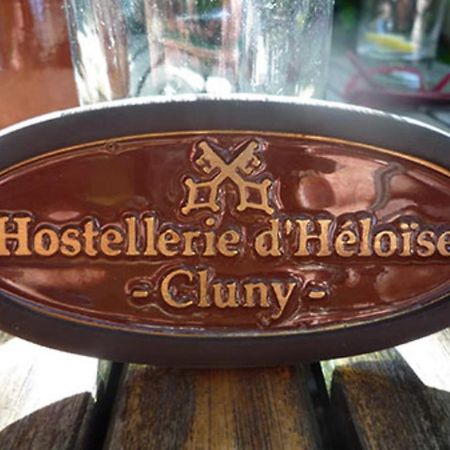 Hostellerie D'Heloise Logis Cluny Exteriör bild