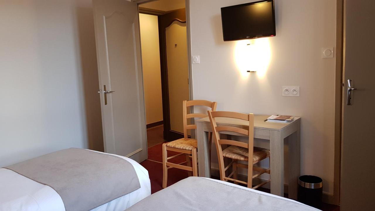 Hostellerie D'Heloise Logis Cluny Exteriör bild