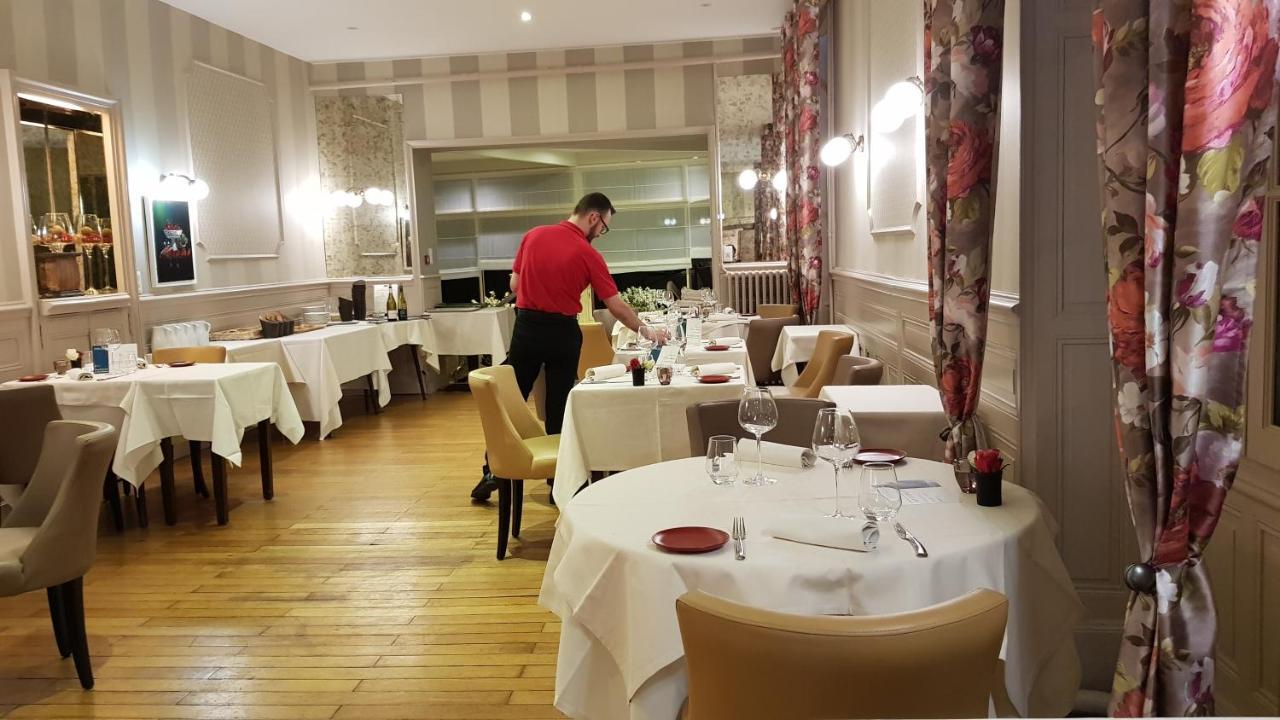 Hostellerie D'Heloise Logis Cluny Exteriör bild