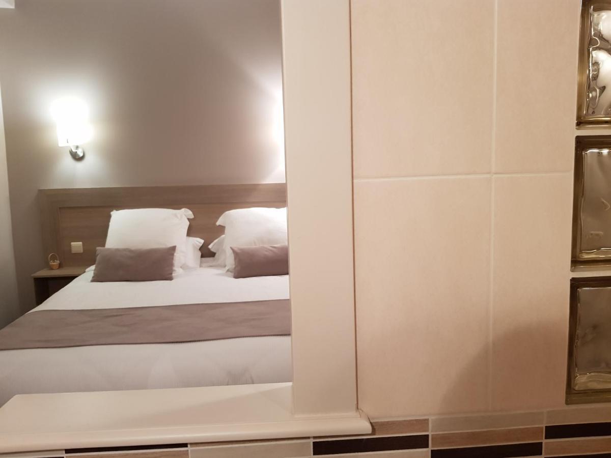 Hostellerie D'Heloise Logis Cluny Exteriör bild