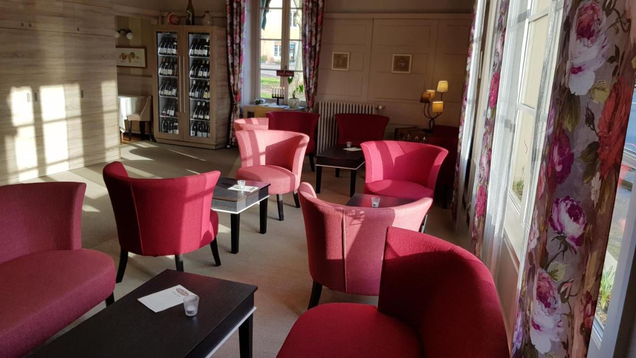 Hostellerie D'Heloise Logis Cluny Exteriör bild