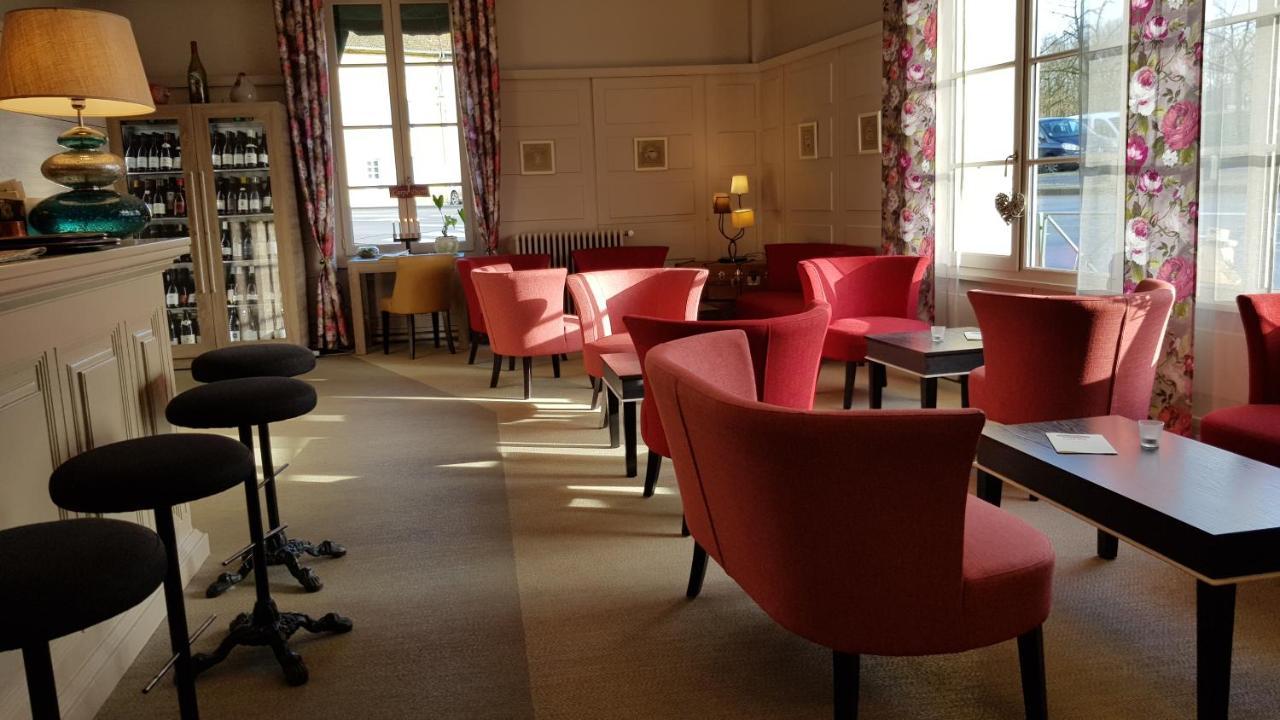 Hostellerie D'Heloise Logis Cluny Exteriör bild