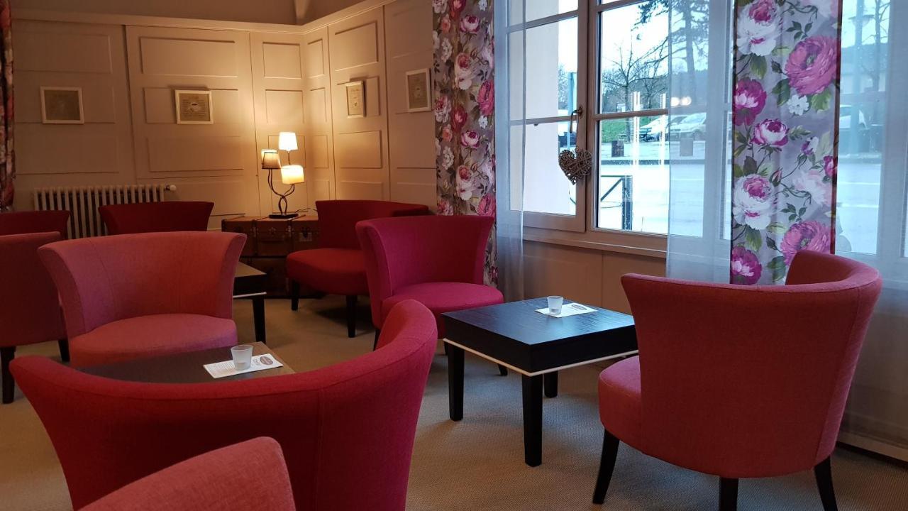 Hostellerie D'Heloise Logis Cluny Exteriör bild