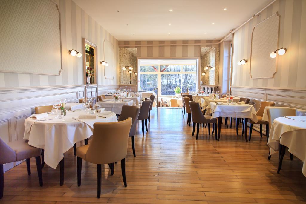 Hostellerie D'Heloise Logis Cluny Exteriör bild